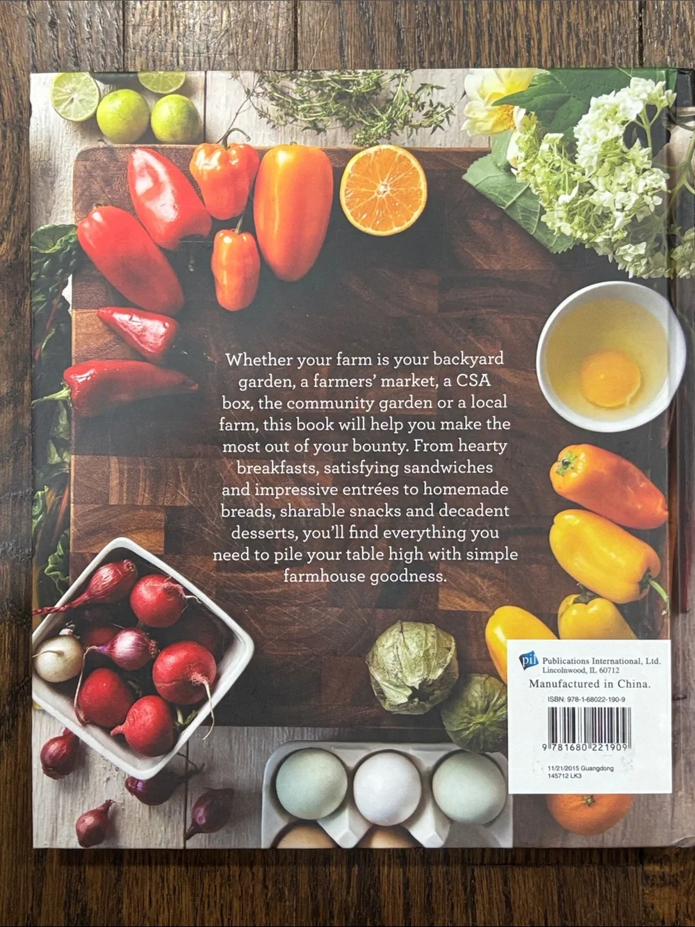 publication international ltd. farm table
